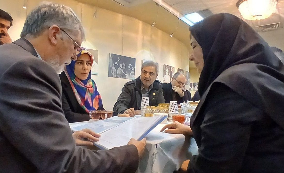وزیر فرهنگ و ارشاد اسلامی به تماشای نمایش «مرز» نشست
