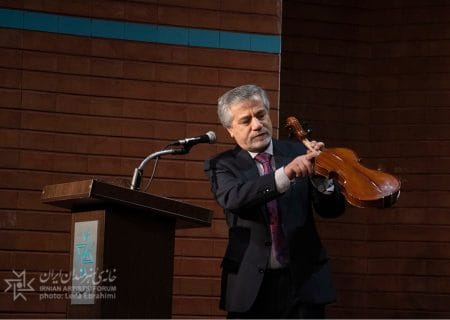 ویولن نوازی ایرانی از یک روح پخته و تفکر عمیق می‌آید