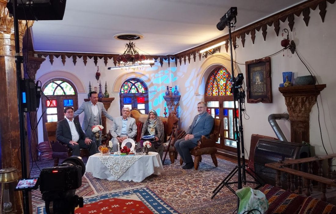 بازدید مسئولان فرهنگی بنیاد شهید از پشت صحنه «آبروی کوچهها»