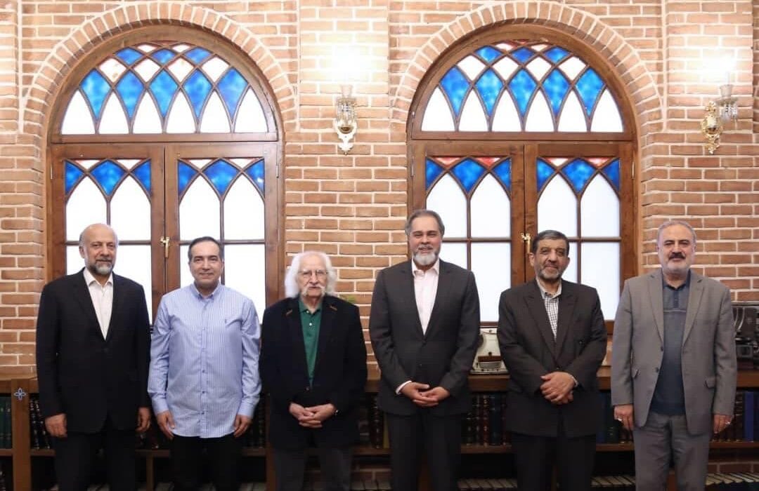 ارائه پیش‌نویس برنامه راهبردی سازمان سینمایی با حضور معاونین و رؤسای پیشین