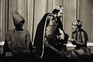 "مکبثالدوله"؛ تلفیق ادبیات کلاسیک غرب با نمایش سنتی ایرانی/خانه هنرمندان، صحنهای برای تقابل شخصیتهای تاریخی در نمایش جدید شیخی Img 20250914 215528 476